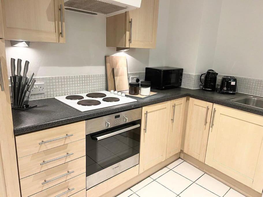 2 Bedroom City Center Apartment Manchester Exterior foto